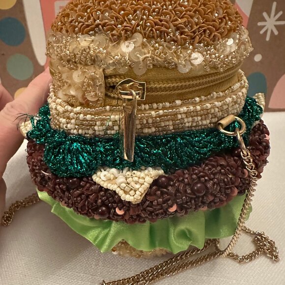TIK TOK Viral Beaded India Handcrafted Burger Bag With Gold Chain NWT - Picture 2 of 9